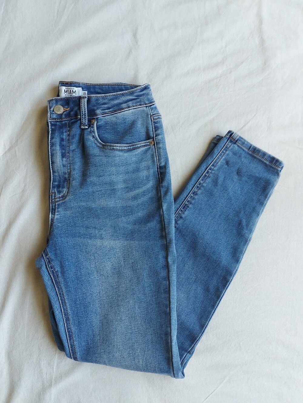 Refuge Classic Light Blue Skinny Jeans